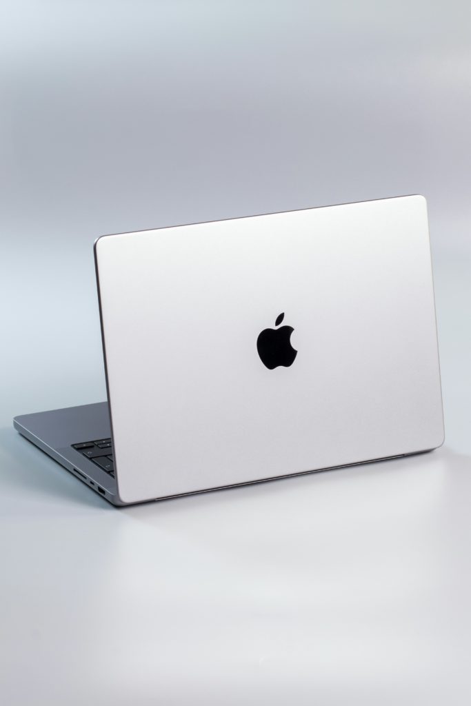 MacBook